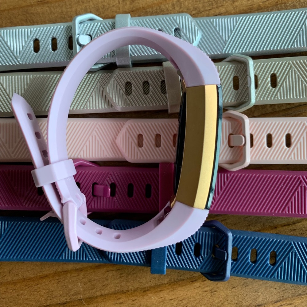 *Rose Gold* Fitbit Alta HR  (Limited Ed.)